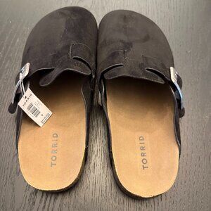 NWT Torrid Suede Buckle Clog